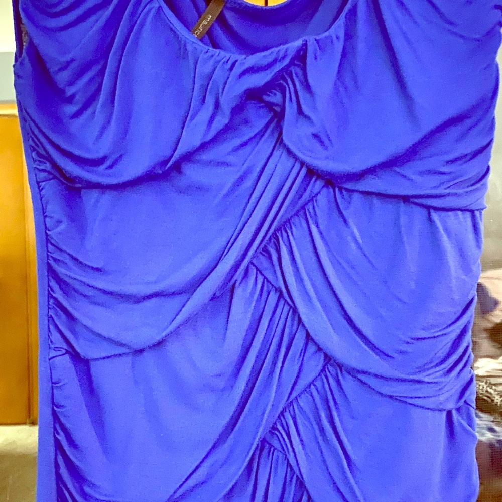 Scalloped sleeveless blouse!